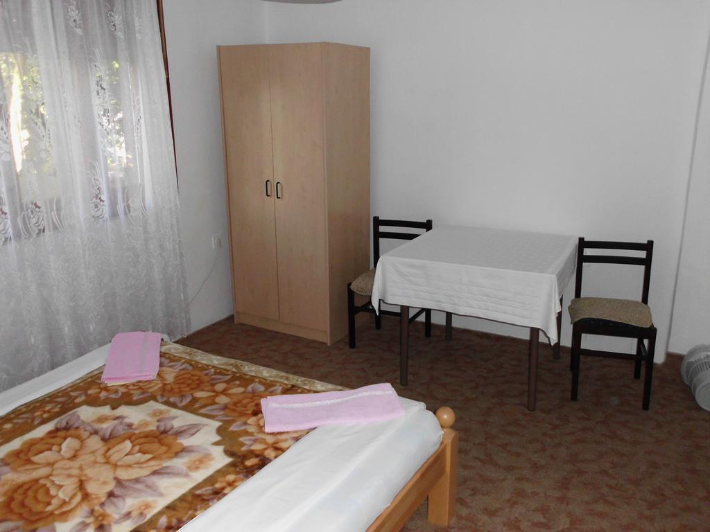 Guest House Krga Korenica Ngoại thất bức ảnh
