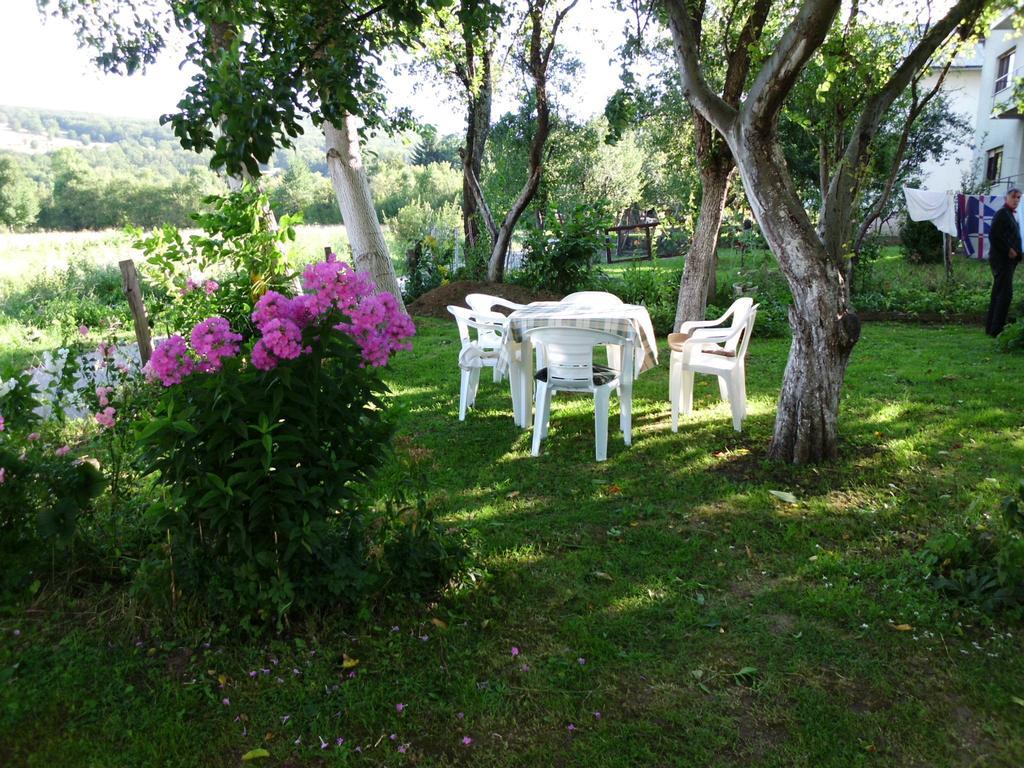 Guest House Krga Korenica Ngoại thất bức ảnh