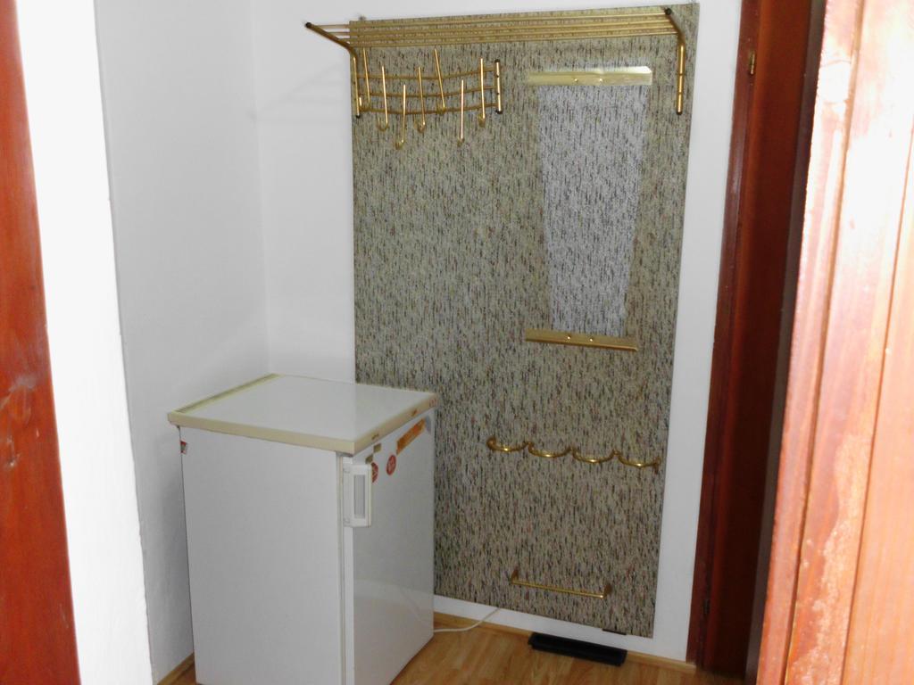 Guest House Krga Korenica Ngoại thất bức ảnh